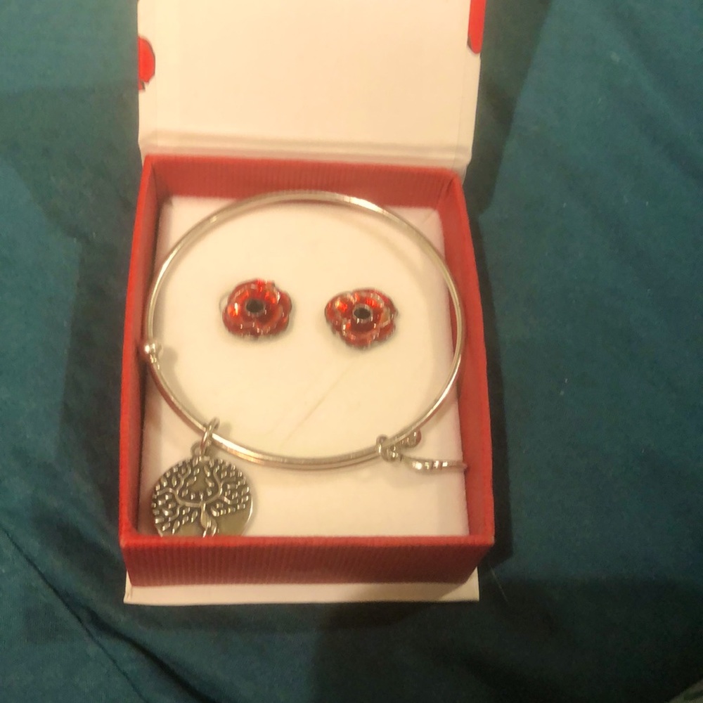 Earrings and bracelet